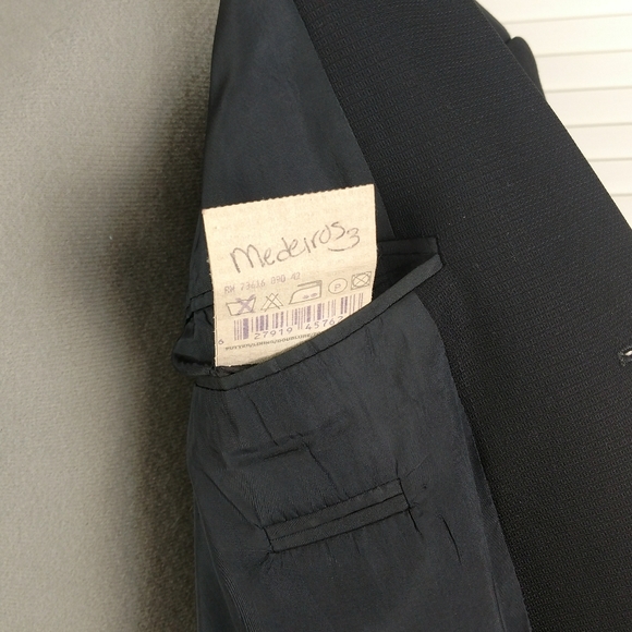 Hugo Boss navy blue wool blazer sport coat 44L - Picture 9 of 9